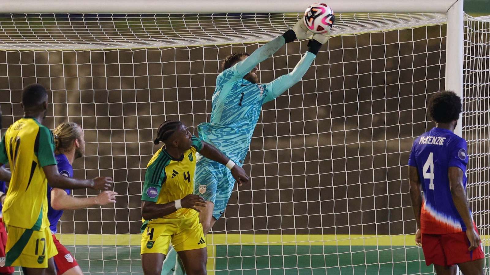 力不仅给球 力不仅给球